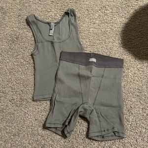 Skims tank & boxer set